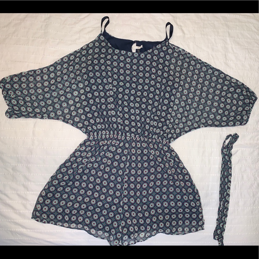 Multicolor print romper w/ belt